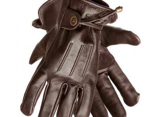 Café Rider Die-hard? Best Café Rider Gloves to Pair with Your Ride