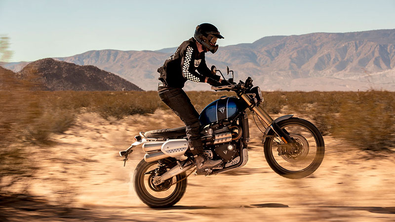 Triumph-Scrambler-1200-XE